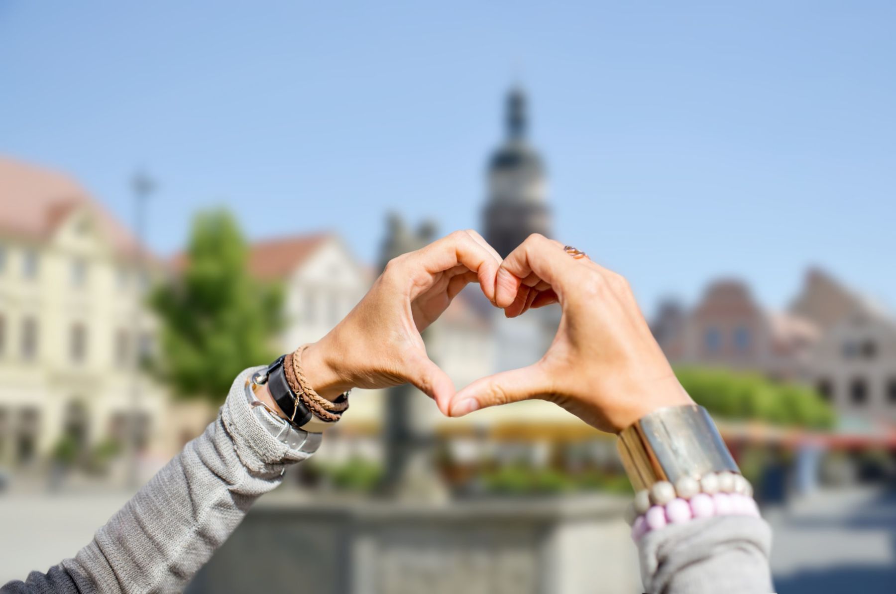 Mein bester Job in Cottbus. Cottbuser Innenstadt mit Marktbrunnen am Altmarkt und St.Nikolai, Cottbus