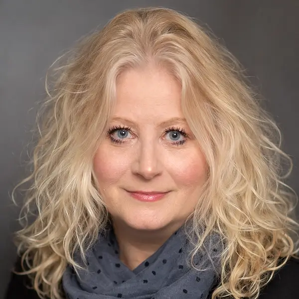 Ihre Ansprechpartner: Nadine Bayerl